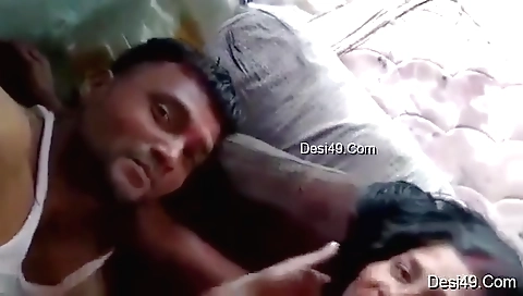 Today Exclusive- Desi Cpl Romance And Hubby Sucking Wife Boobs