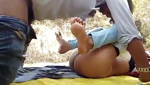 Kannada Couples Fucking In Outdoor