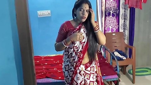 My Stepmom Rest On The Bedroom, Iam Seeing Her Hot Body, After Mastrubation Time My Stepmom Seen Me Propose To Fuck Me