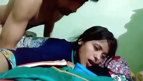 Super Cute Young Indian Lovers Ki Sex Video