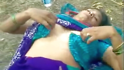 Sri Lankan - Milf Age Teacher Fucking While School Trip