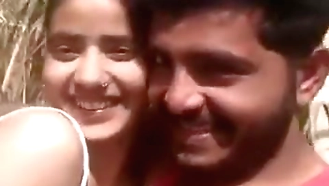 Dehati Foreplay Romance Outdoor Xvideo