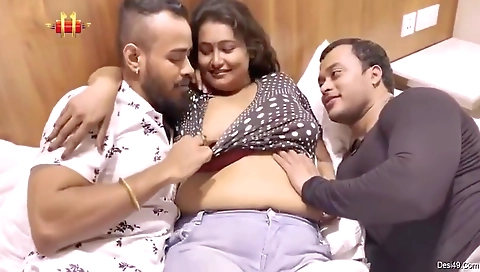 Indian Bbw Mousi With Tow Boy Threesome Sex