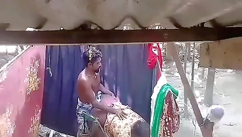 Desi Aunty And Desi Bhabhi In Bangladeshi Bhabhi Fucking By Debat