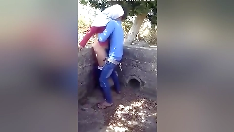 Outdoor Sex With My Sexy Gf