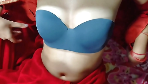 Desi Indian Newly Married Bhabhi Fucked Hard By Her Devar On Her First Night