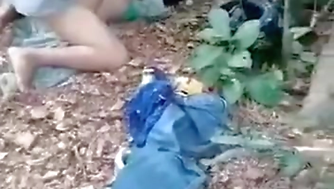 Today Exclusive- Desi Village Lover Outdoor Fucking