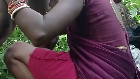 The Village Woman Fuck With Boyfriend In Jungle Without Any 6