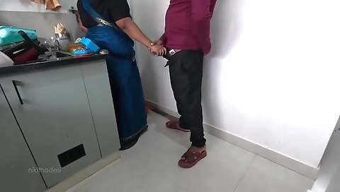 Tamil Maid Jerking Owner Dick In Kitchen