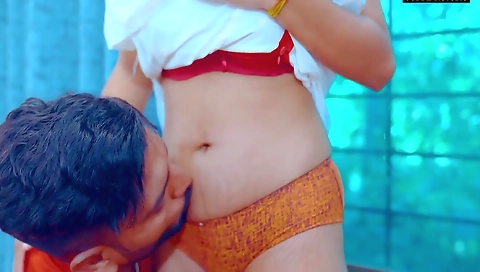 A Super Hot Sexy Nurse Seduces Her Patient During His Treatment - Hindi Sex