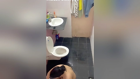 Today Exclusive-bhabhi Bathing Capture In