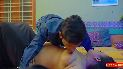 Li Ya In Choto Babu Ne Yea Kiya Dhek New Stepmom Sex