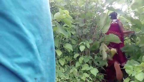 Indian Desi Village Young Married Couple Couldnt T Have Fun At Home So Had Full Fun On The Jungle