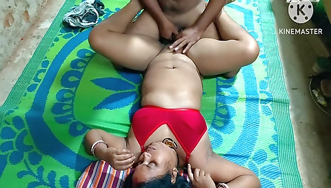 Stepbrother-in-law Stripped And Fucked Stepsister-in-law With Hindi Sex