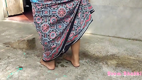Indian Bhabhi Standing Pee