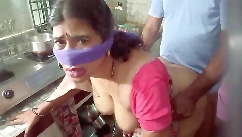 Beautyful Aunty Suprise The Boyfriend Hordcore Fucking The Kichen