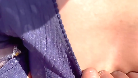 Newly Married Desi Hot Indian Bhabhi Fucked In Jugle When She Was Alone