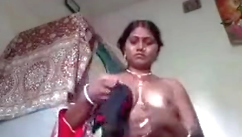 Bihari Bhabhi Ki Chuchi Dikhayi Selfie Mms