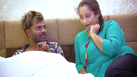 Elder Stepsister Caught By Her Stepbrother Before Going To Sex Dating With Her Boy Friend