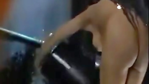 Desi Nangi Hidden Bath Video