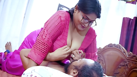 Dirty Lady And Indian Mallu In Doctor Treatment Ko Bahane Patient Ko Ghapaghap Choda Full Movie