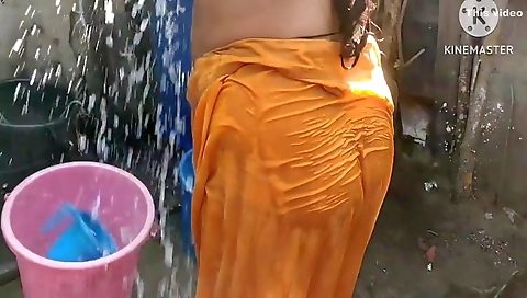 Anita Yadav Bathing Outside With Hot