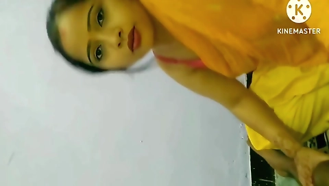 Kaamwali Bai Ko Akela Pakar Malik Ne Chod Dala Full Movie