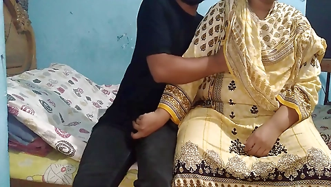 Neighbor Guy Fuck Pakistani Hot Aunty At Her House - Desi Sex (aria Mia)