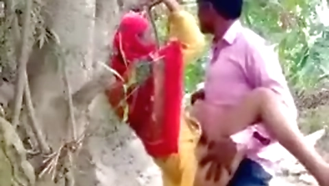 Indian Tarzan Style Sex With Desi Mowgli