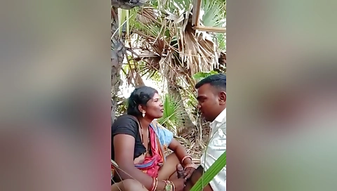 Desi Bahbhi Boobs Sucking And Outdoor Fucking