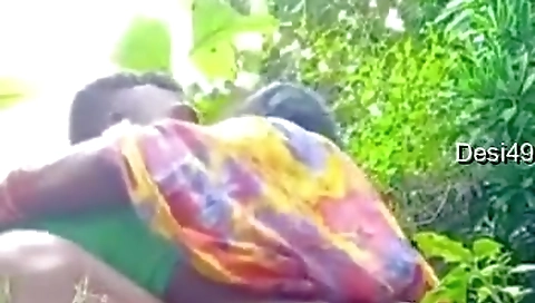 Desi Bahbhi Boobs Sucking And Outdoor Fucking