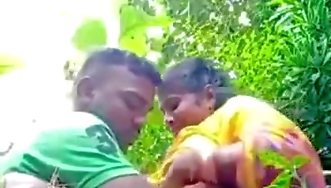 Desi Bahbhi Boobs Sucking And Outdoor Fucking