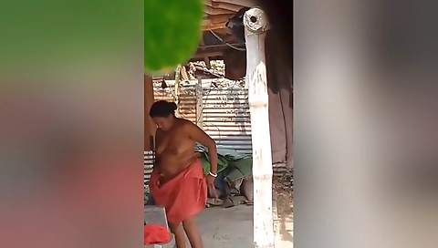 Mature Aunty Outdoor Dress Change