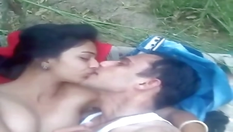 Gf Has Hot Sex Outdoors