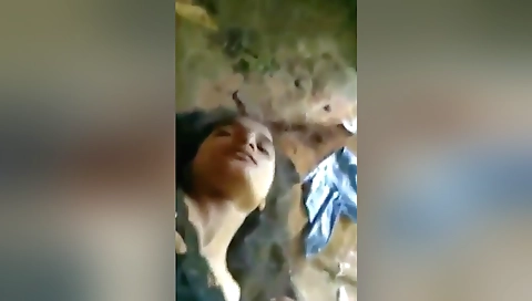 Cute Chick Fucked By Lover In Outdoor Nude Sex