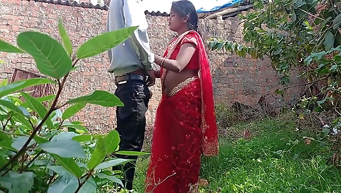 Newly Married Hot Indian Bhabhi Outdoor Real Sex Video