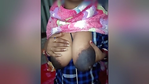 Big Milky Boob Show Bhabij