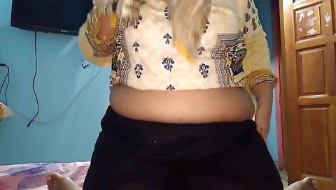 Indian Maa Seducing Apni Beta To Fuck Her Big Tit Pussy - Hindi Desi Sex