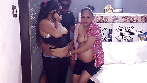 Kissing Pregnant Stepmom With Stepsister 69 Anal