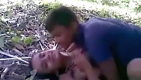 Desi Village Girl Outdoor Threesome Sex With Neighbors