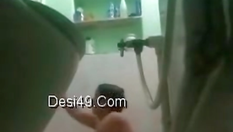 Today Exclusive- Desi Bhabhi Bathing Capture By