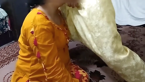 Stepmom Was Shown By Stepson To Prove That He Is Male - Hindi Story With Audio