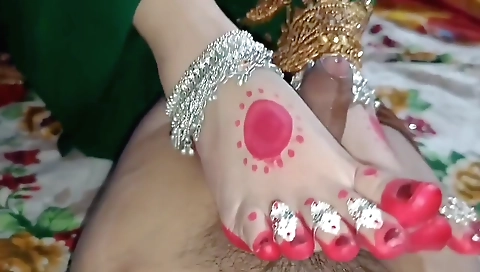 Chudai: Indian Newly Married Bhabhi Bedroom Romance Fucking With Dever