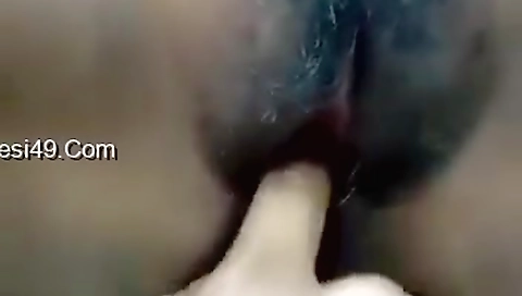 Today Exclusive- Cute Lankan Chick Pussy Fingering And Give Blowjob