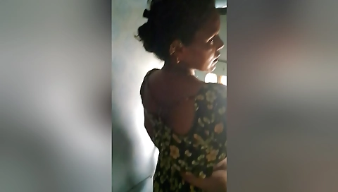 Indian Train Hot Indian Nabour Girl Sucking Dick So Good And Recieve Warm Cum In Mouth