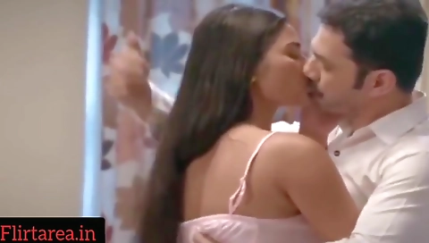 Bhabhi Ke Boss Ne Dhkamm Pel Chudyi Kii