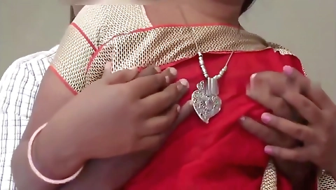 Wife Fucking With Ex-lover In Red Saree