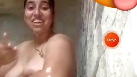 Desi Bhabhi Shows Her Bathing On Vc 2