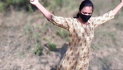 Gf Ko Jungle Me Pura Nude Karke Chudai, Beautiful Gf Fucked By Boyfriend, Outdoor Jungle Indian Hind