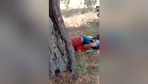 Today Exclusive- Desi Village Randi Outdoor Fucking